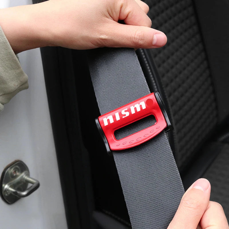 2Pcs Adjustable Car Seat Belt Shoulder Fixed Strap Clips Accessories For Nismo Logo Emblem R34 GTR Nissan Tiida Sylphy Teana